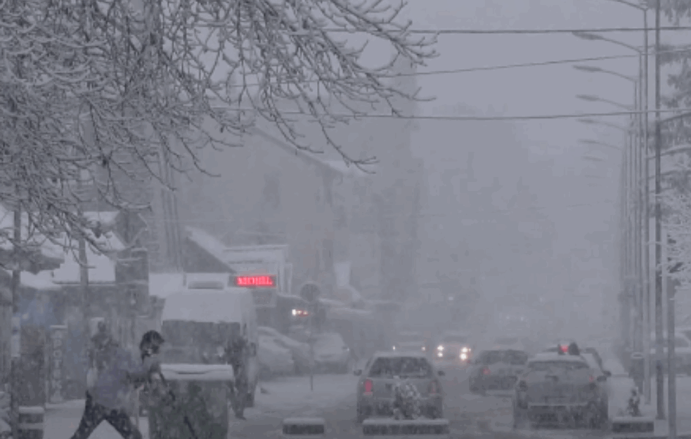 Sneg pada, ne staje, ZABELEO se i Beograd: RHMZ izdao novo upozorenje, a evo gde je jutros najhladnije